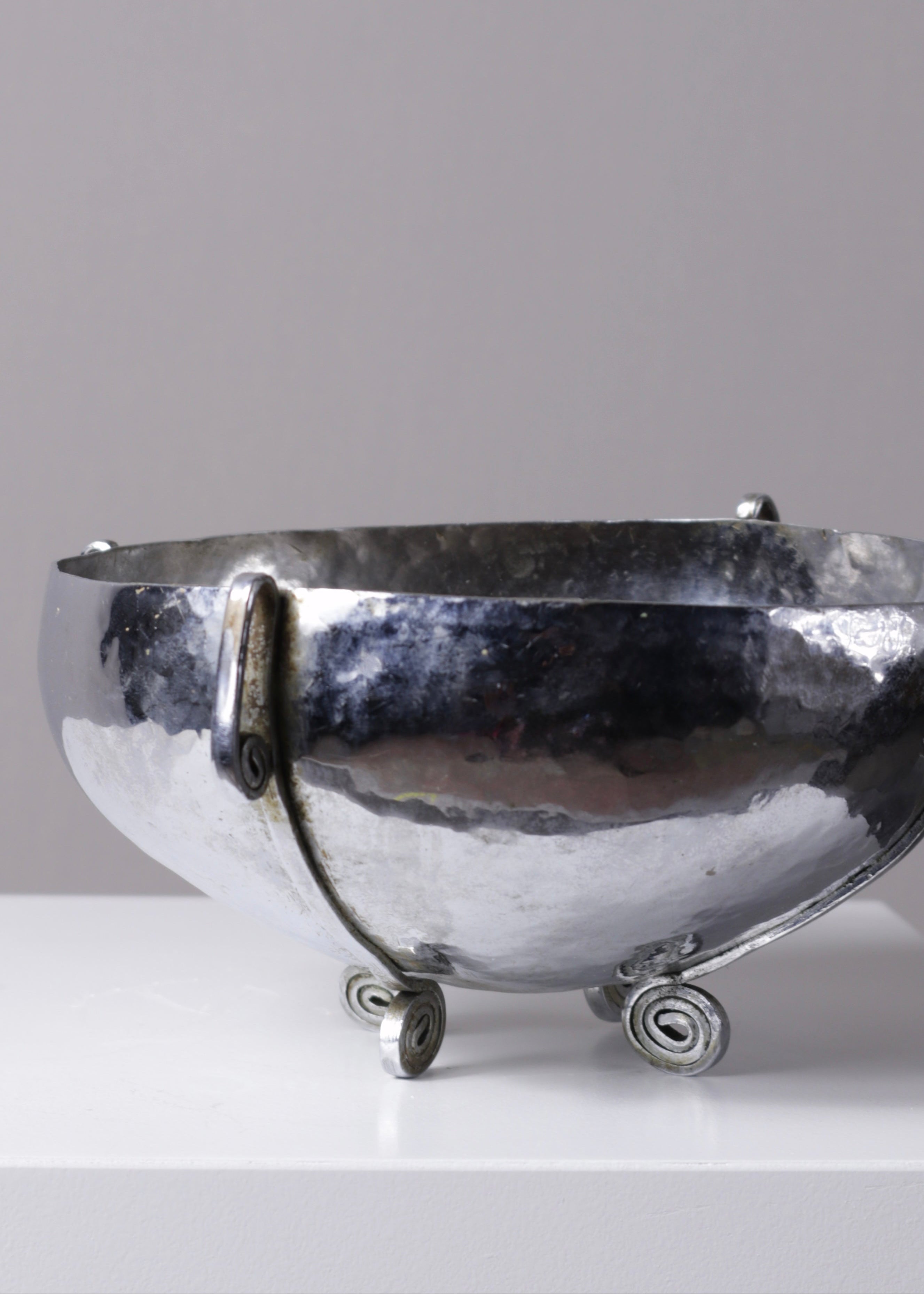 Arts & Crafts Hammered Silver-Plated Footed Bowl, England, c.1900