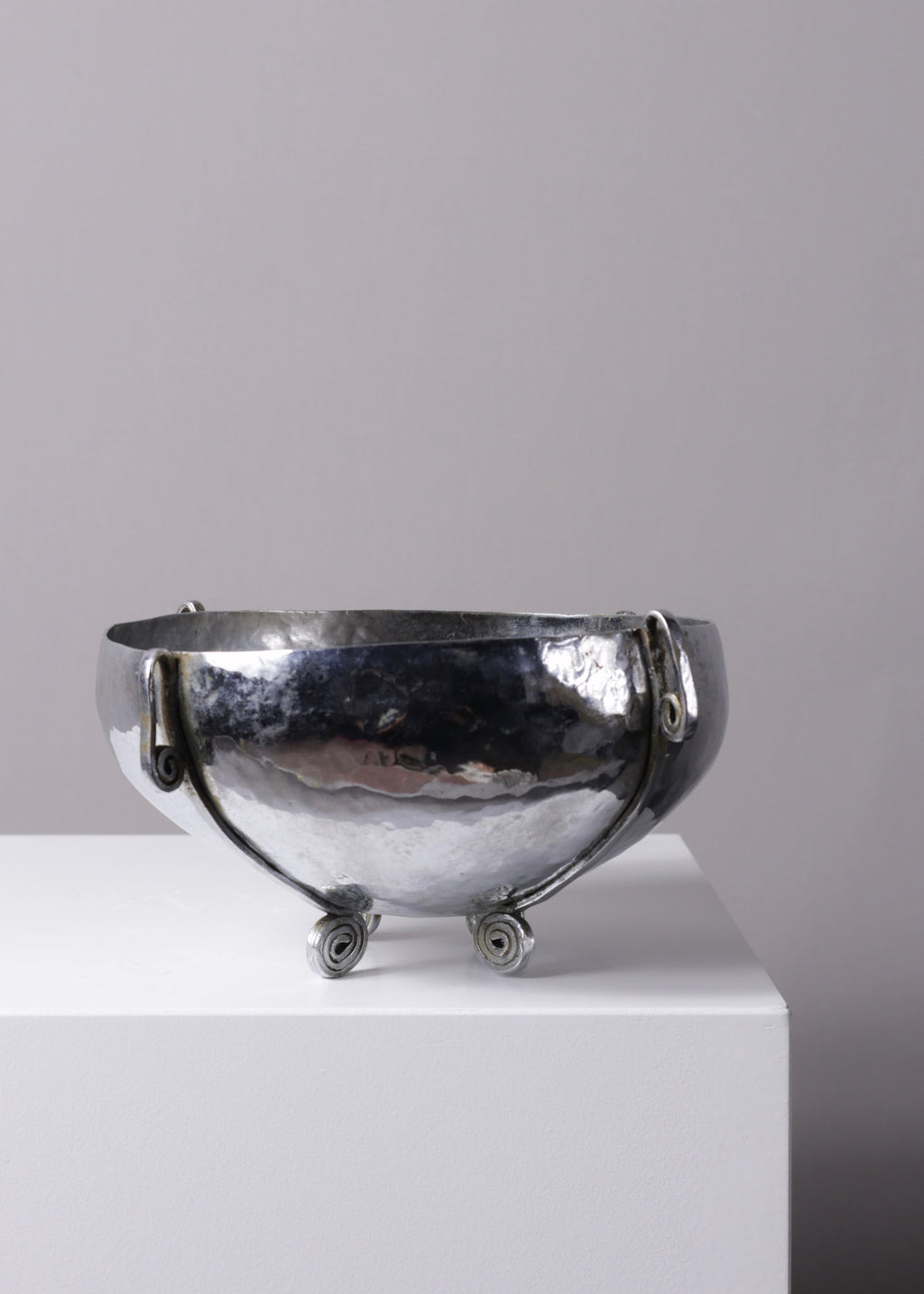 Arts & Crafts Hammered Silver-Plated Footed Bowl, England, c.1900