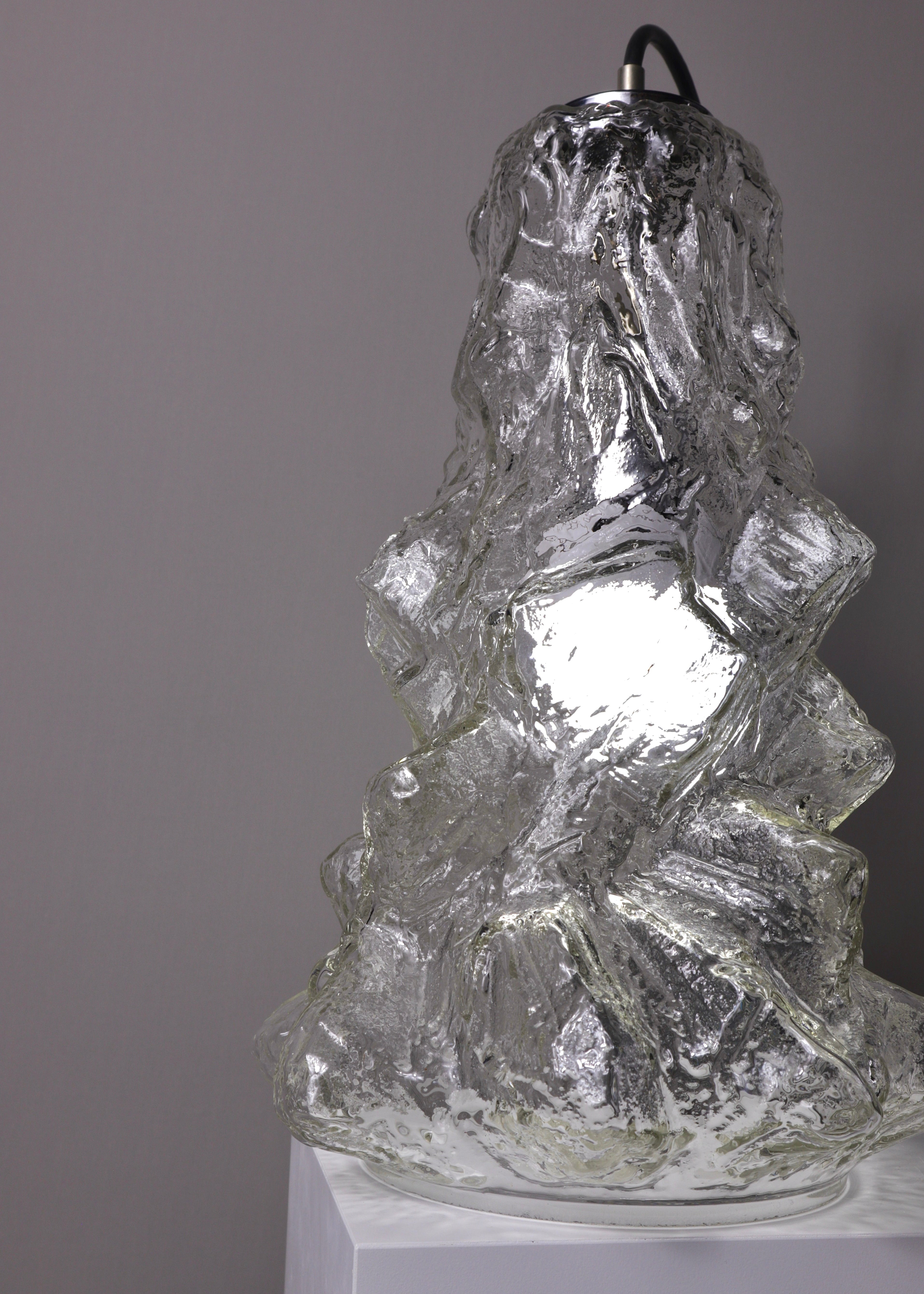 Vintage Peill & Putzler textured glass pendant light, Germany 1970s